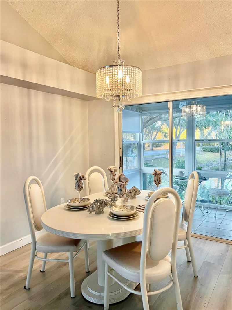 7801 Ontario Street Circle, Sarasota, FL 34243 Photo