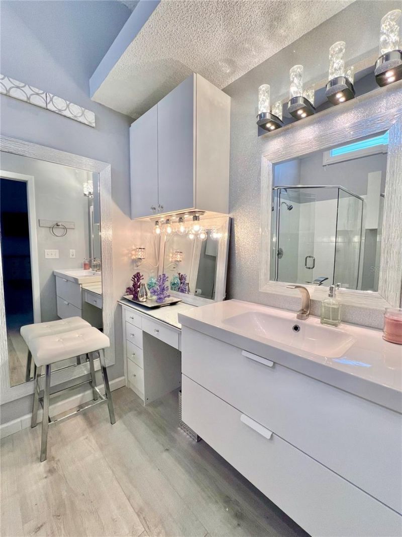 7801 Ontario Street Circle, Sarasota, FL 34243 Photo