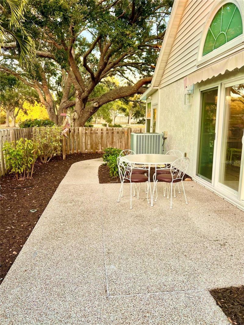 7801 Ontario Street Circle, Sarasota, FL 34243 Photo