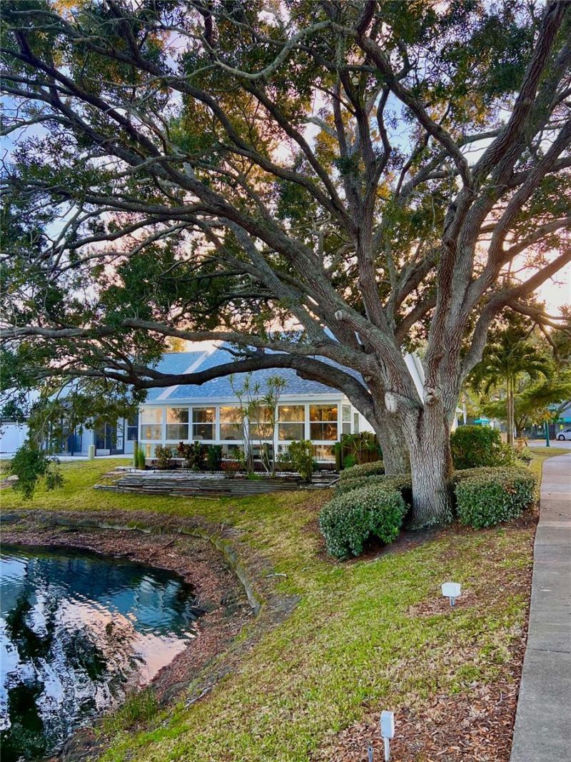 7801 Ontario Street Circle, Sarasota, FL 34243 Photo