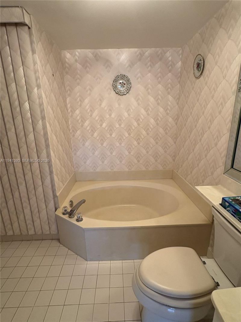 2602 NW 103rd Ave, Unit 401, Sunrise, FL 33322 Photo