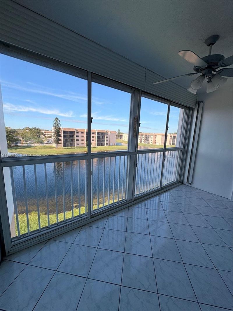 2602 NW 103rd Ave, Unit 401, Sunrise, FL 33322 Photo