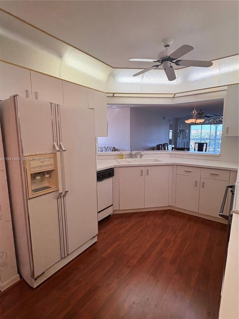 2602 NW 103rd Ave, Unit 401, Sunrise, FL 33322 Photo