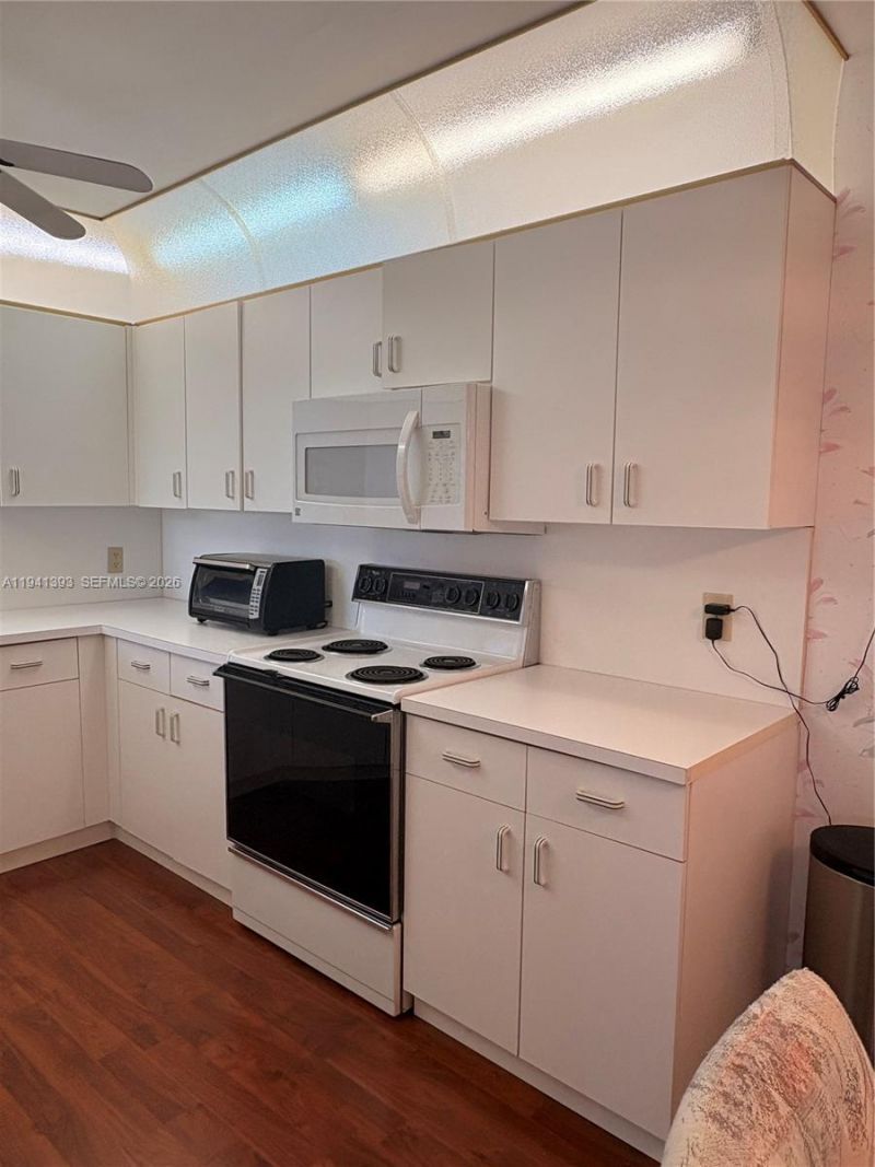 2602 NW 103rd Ave, Unit 401, Sunrise, FL 33322 Photo