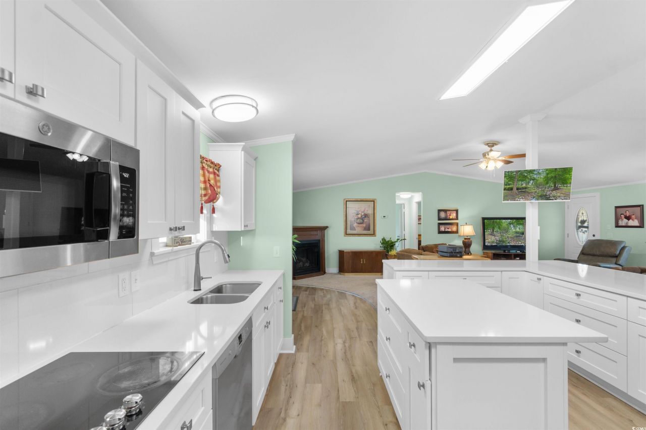 4065 Highway 66 Photo 5