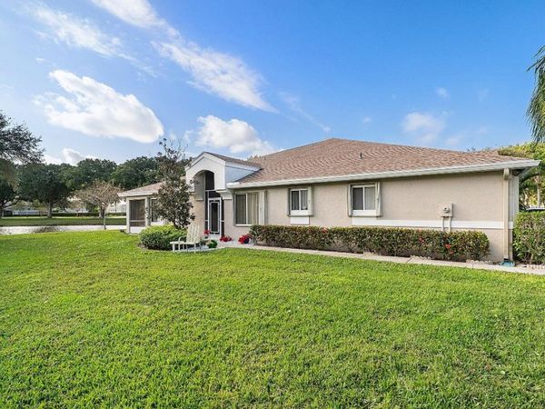 9238 Vineland Court, Unit A, Boca Raton, FL 33496