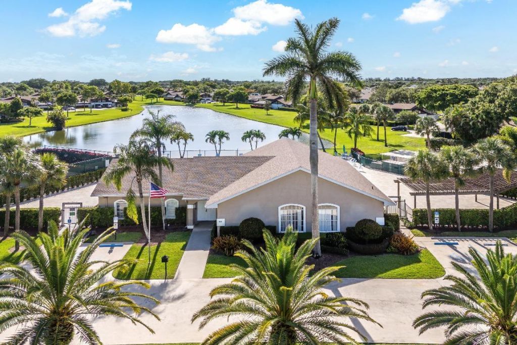 9238 Vineland Court, Unit A, Boca Raton, FL 33496 Photo