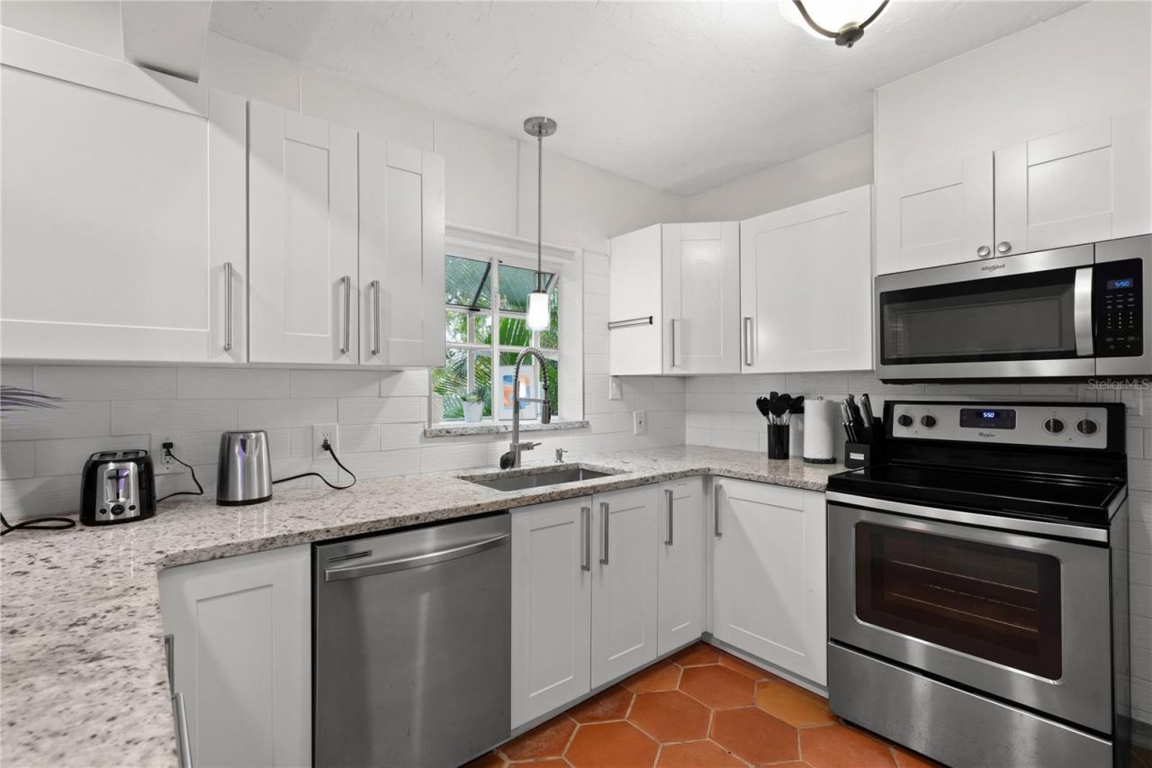 704 59th Street Nw, Bradenton, FL 34209 Photo