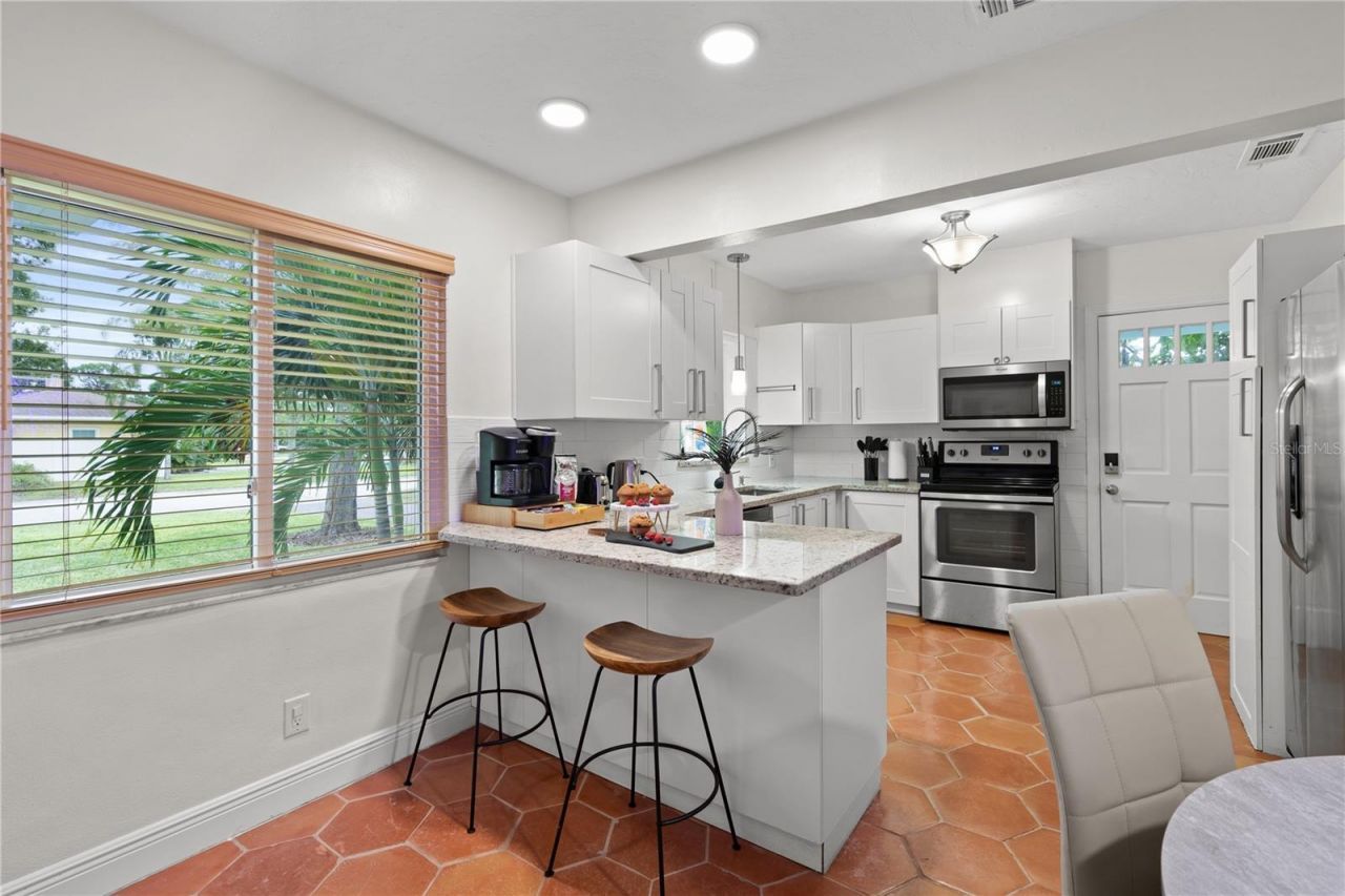 704 59th Street Nw, Bradenton, FL 34209 Photo