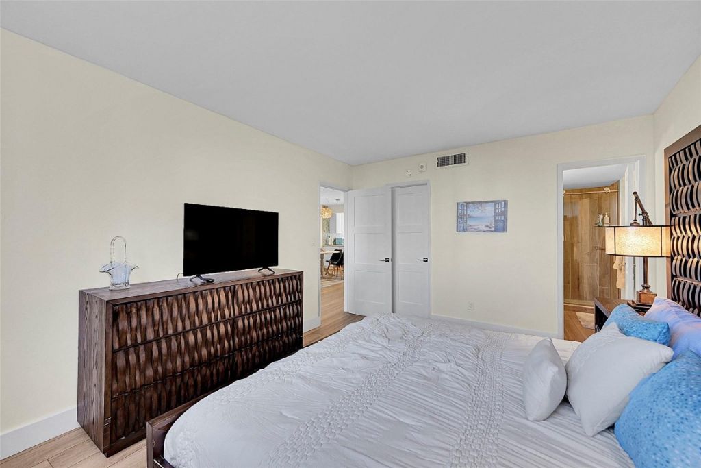 2731 NE 14th St Causeway, Unit 421, Pompano Beach, FL 33062 Photo