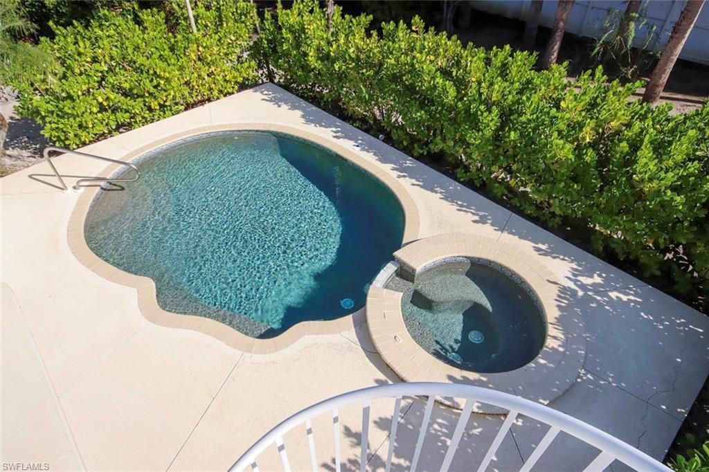 580 Sea Oats Dr , Sanibel, FL 33957 Photo