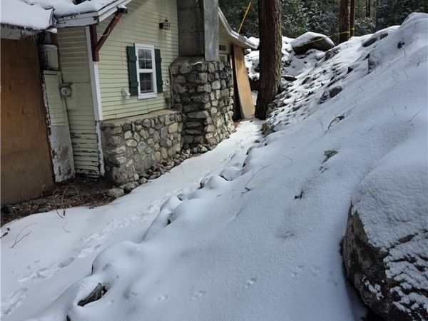 39550 Prospect, Forest Falls, CA 92339