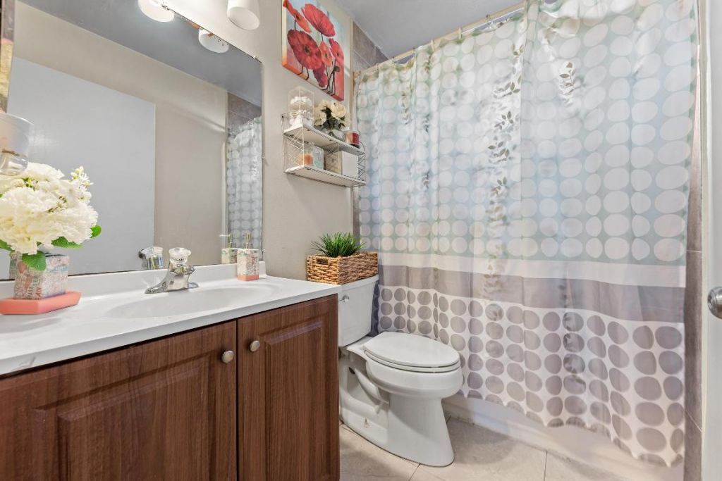 31 Peachtree Place, Boynton Beach, FL 33436 Photo