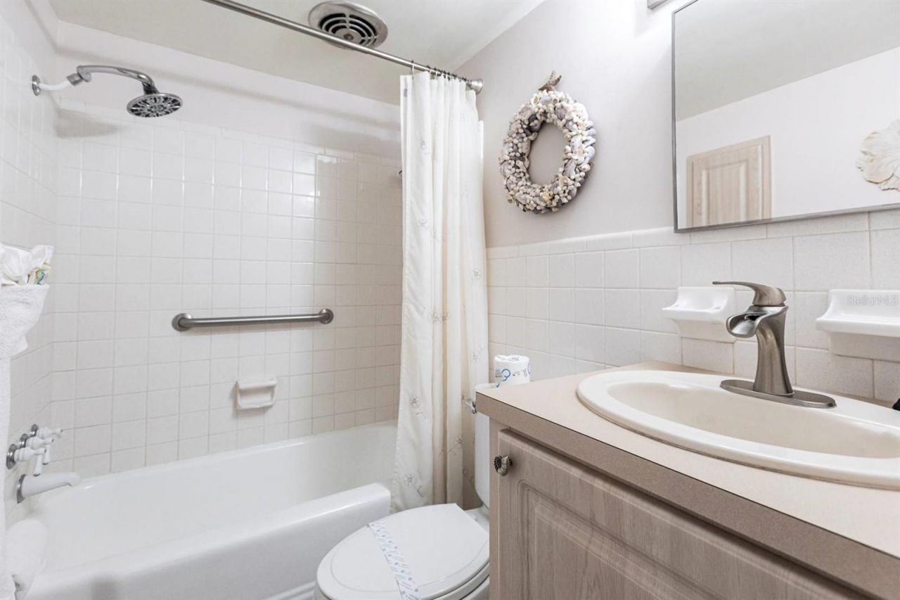 6006 Midnight Pass Road, Unit 68, Sarasota, FL 34242 Photo