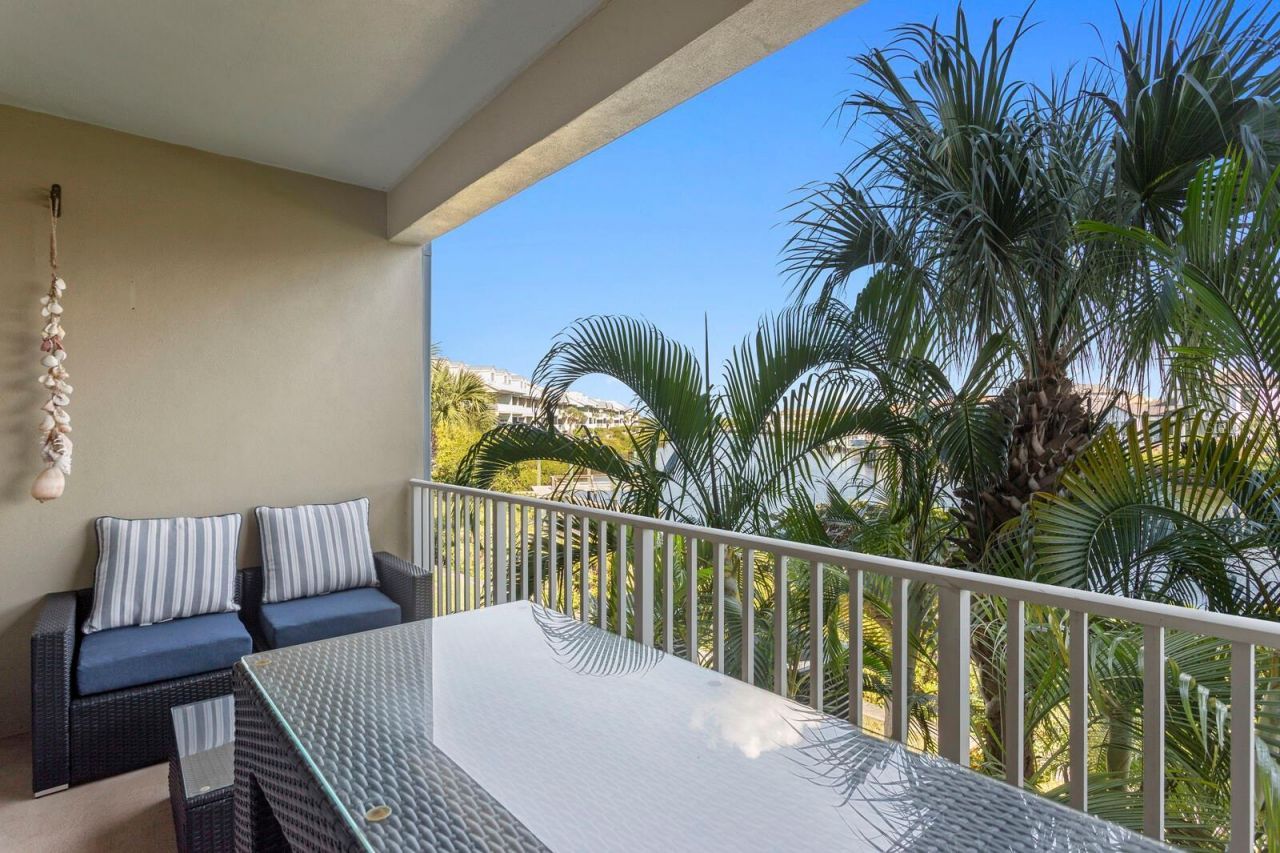 457 Bahia Beach Boulevard, Ruskin, FL 33570 Photo