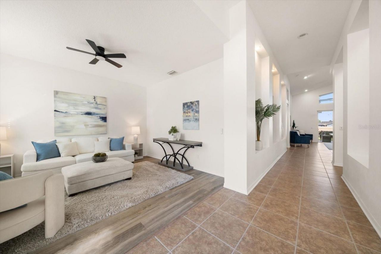 9125 Biscayne Way, Seminole, FL 33776 Photo