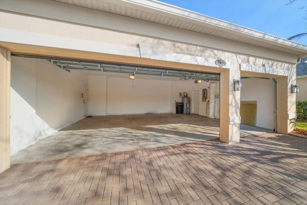 9125 Biscayne Way, Seminole, FL 33776 Photo