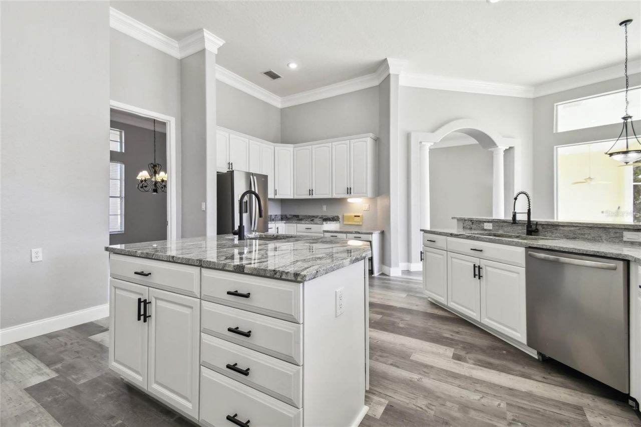 6644 Country Club Road, Wesley Chapel, FL 33544 Photo