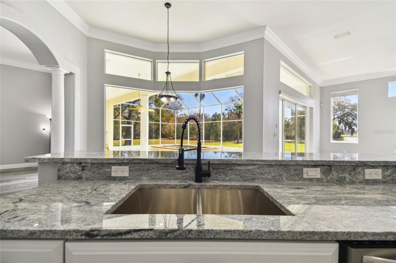 6644 Country Club Road, Wesley Chapel, FL 33544 Photo