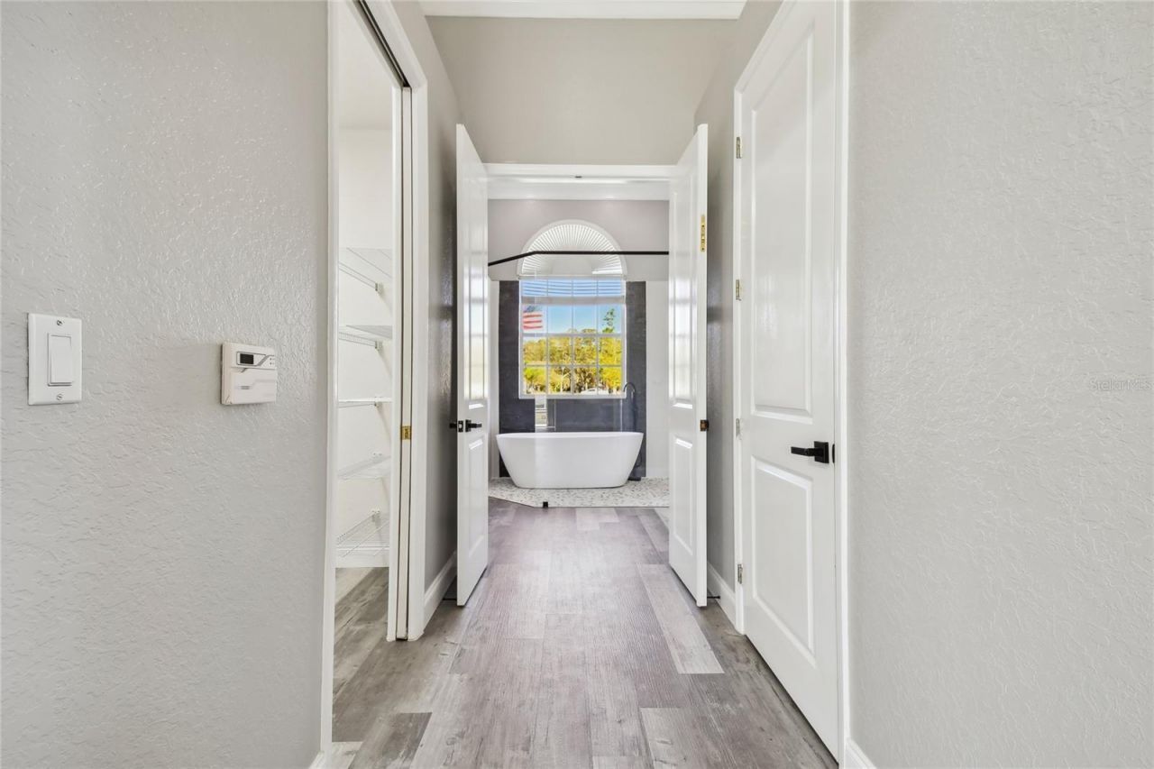 6644 Country Club Road, Wesley Chapel, FL 33544 Photo