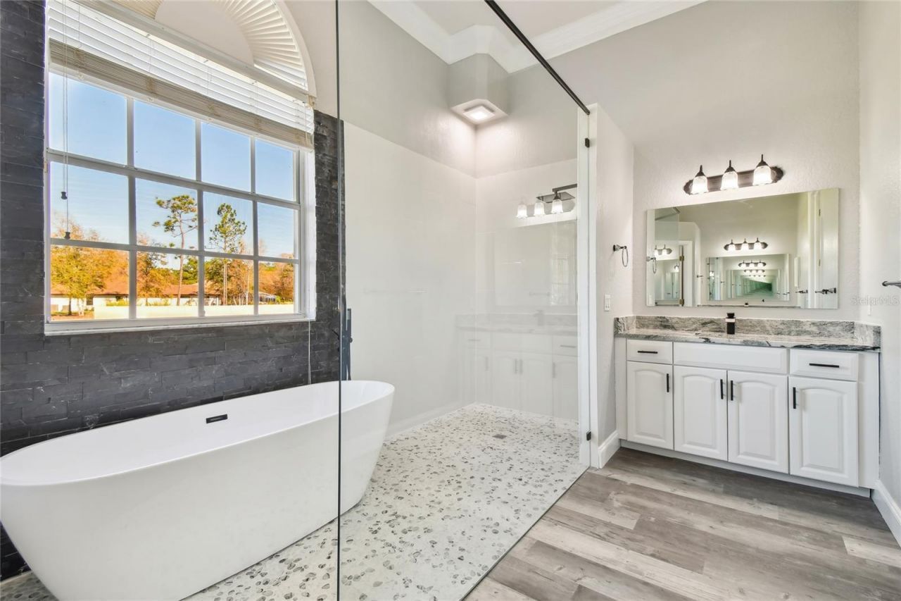 6644 Country Club Road, Wesley Chapel, FL 33544 Photo