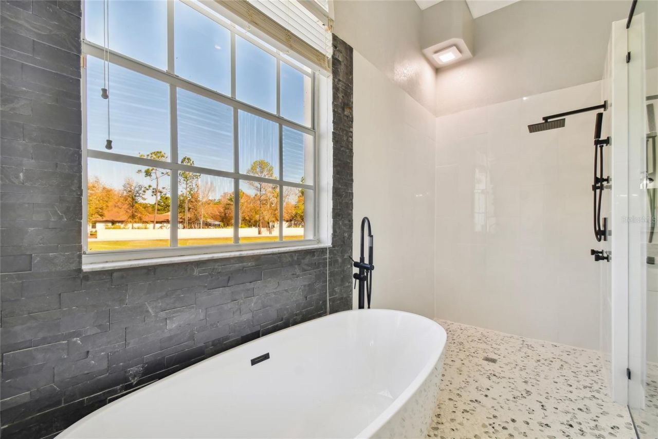 6644 Country Club Road, Wesley Chapel, FL 33544 Photo