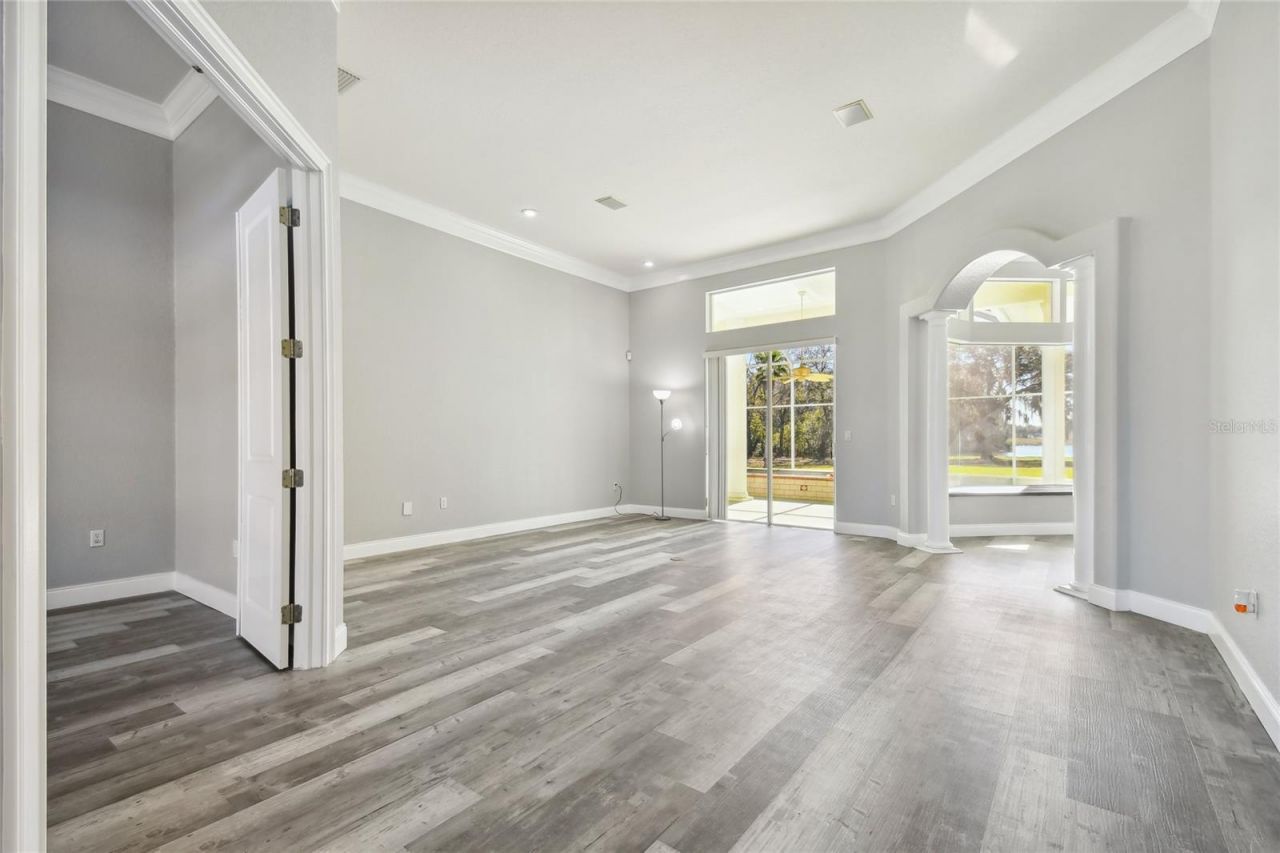 6644 Country Club Road, Wesley Chapel, FL 33544 Photo