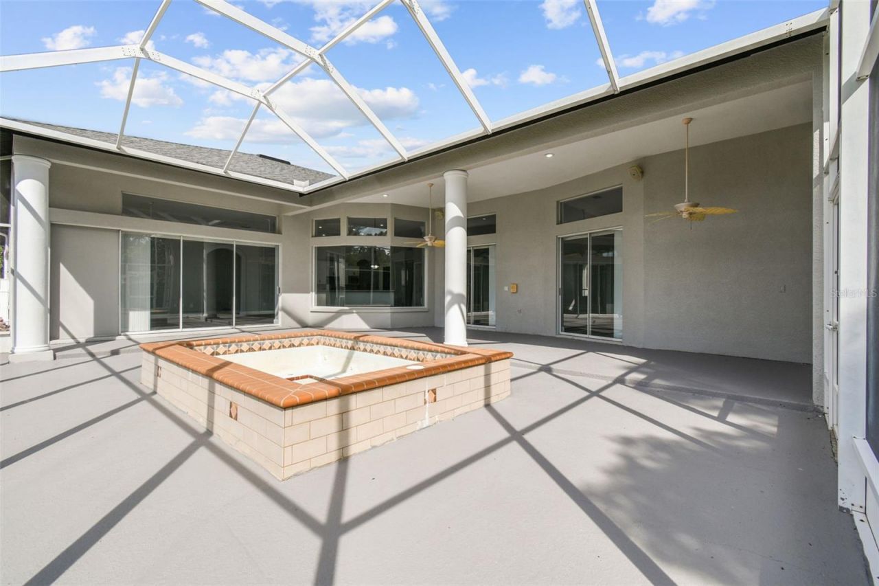 6644 Country Club Road, Wesley Chapel, FL 33544 Photo