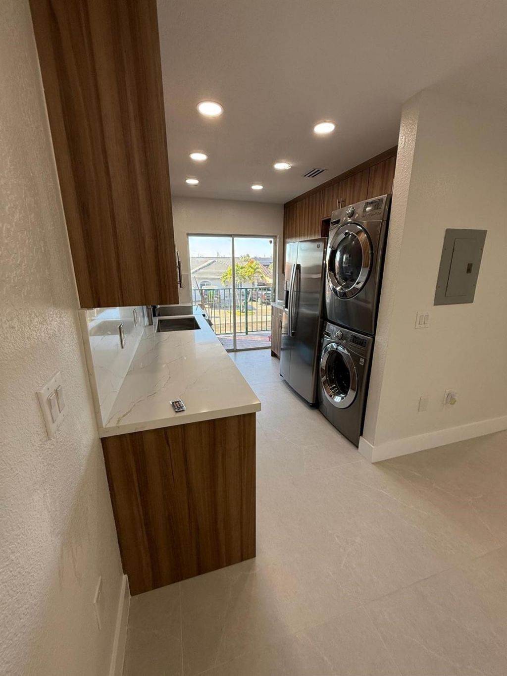 3526 W 76th Street, Unit 203, Hialeah, FL 33018 Photo