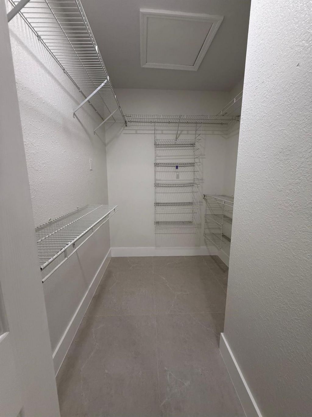 3526 W 76th Street, Unit 203, Hialeah, FL 33018 Photo