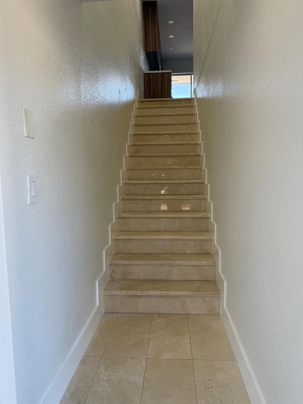 3526 W 76th Street, Unit 203, Hialeah, FL 33018 Photo