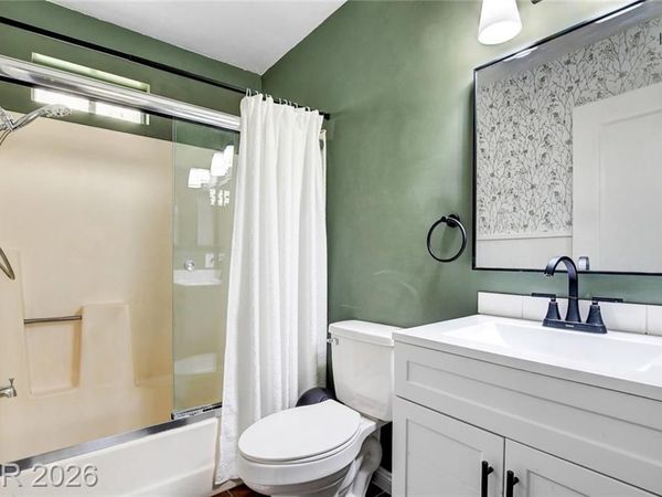 5023 Spencer Street, Unit B, Las Vegas, NV 89119