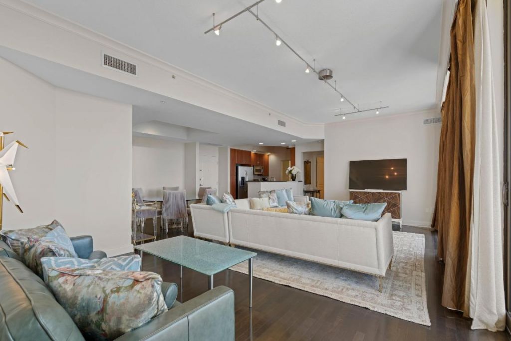 801 S Olive Avenue, Unit 1402, West Palm Beach, FL 33401 Photo