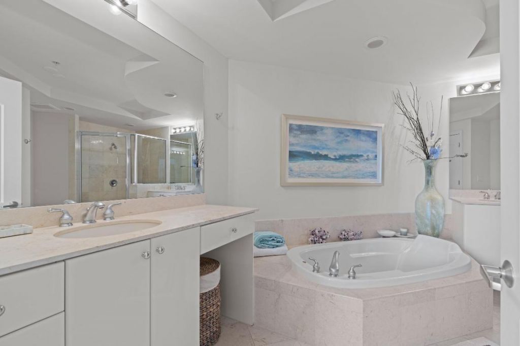 801 S Olive Avenue, Unit 1402, West Palm Beach, FL 33401 Photo