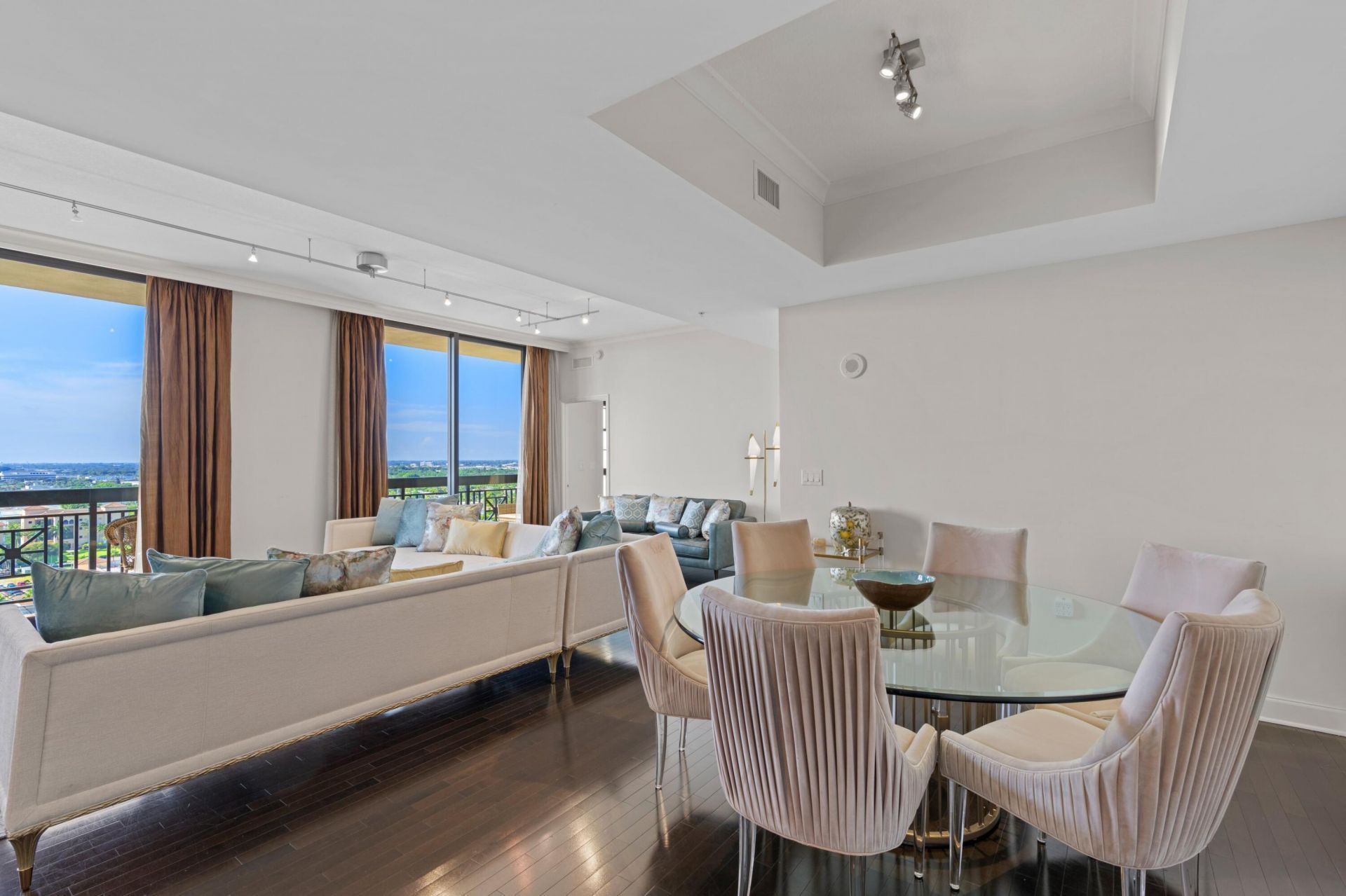 801 S Olive Avenue, Unit 1402, West Palm Beach, FL 33401 Photo