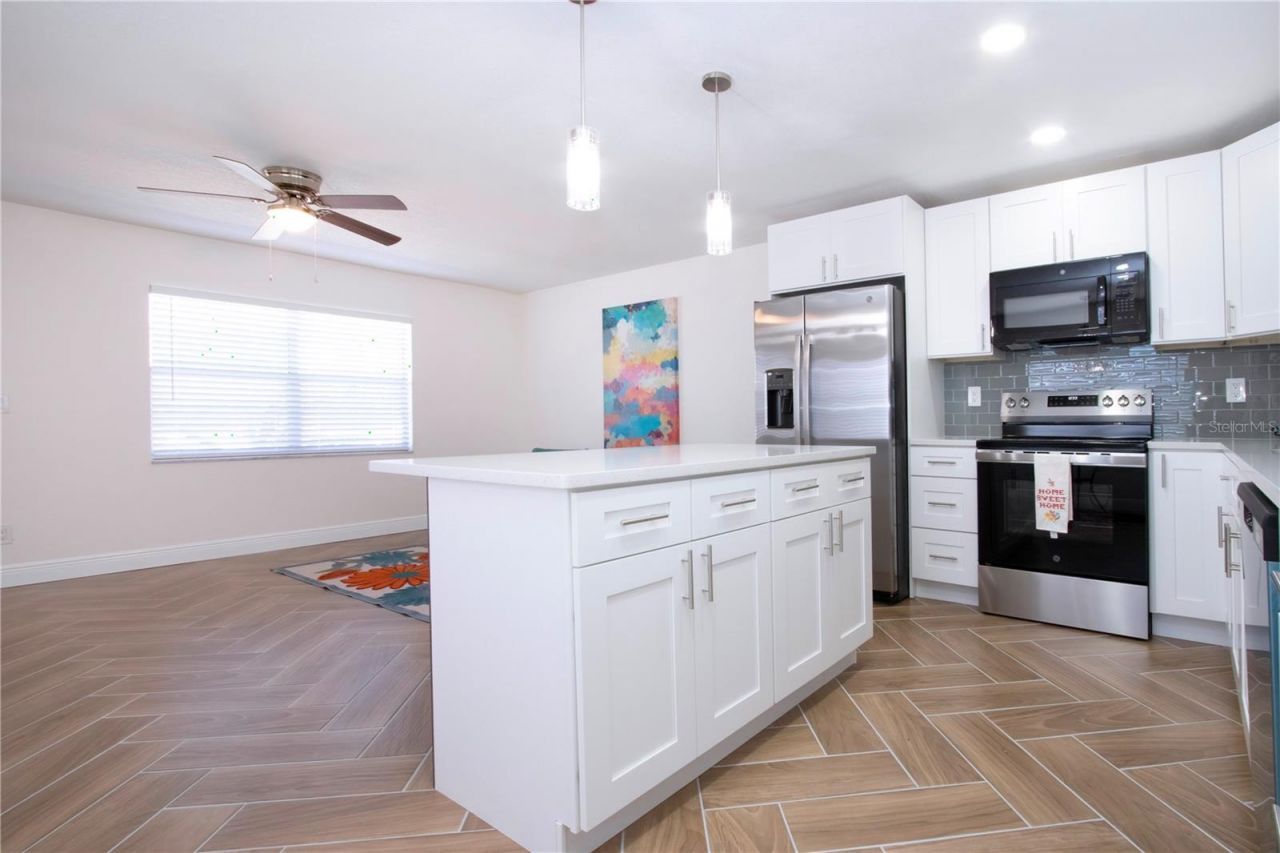 1902 Andover Street, Unit 198, Sun City Center, FL 33573 Photo