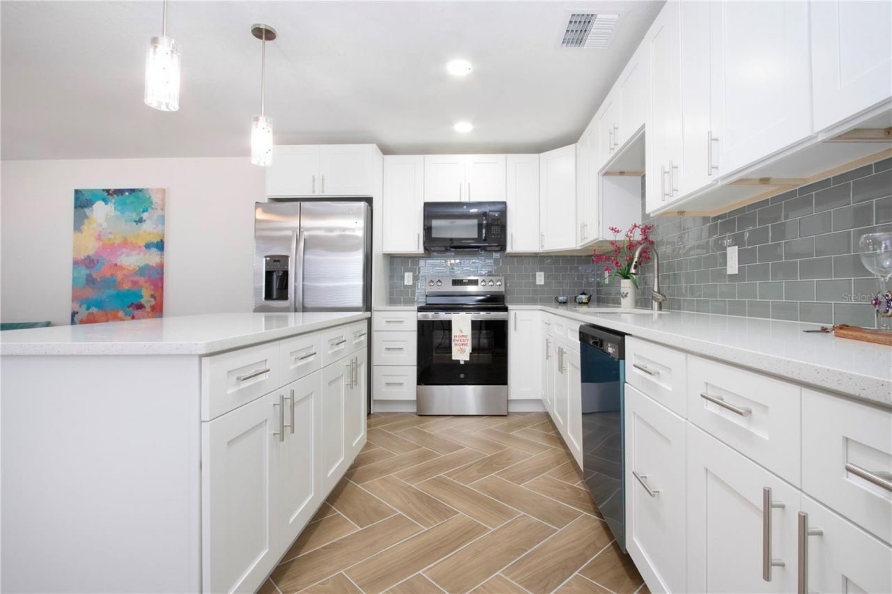 1902 Andover Street, Unit 198, Sun City Center, FL 33573 Photo