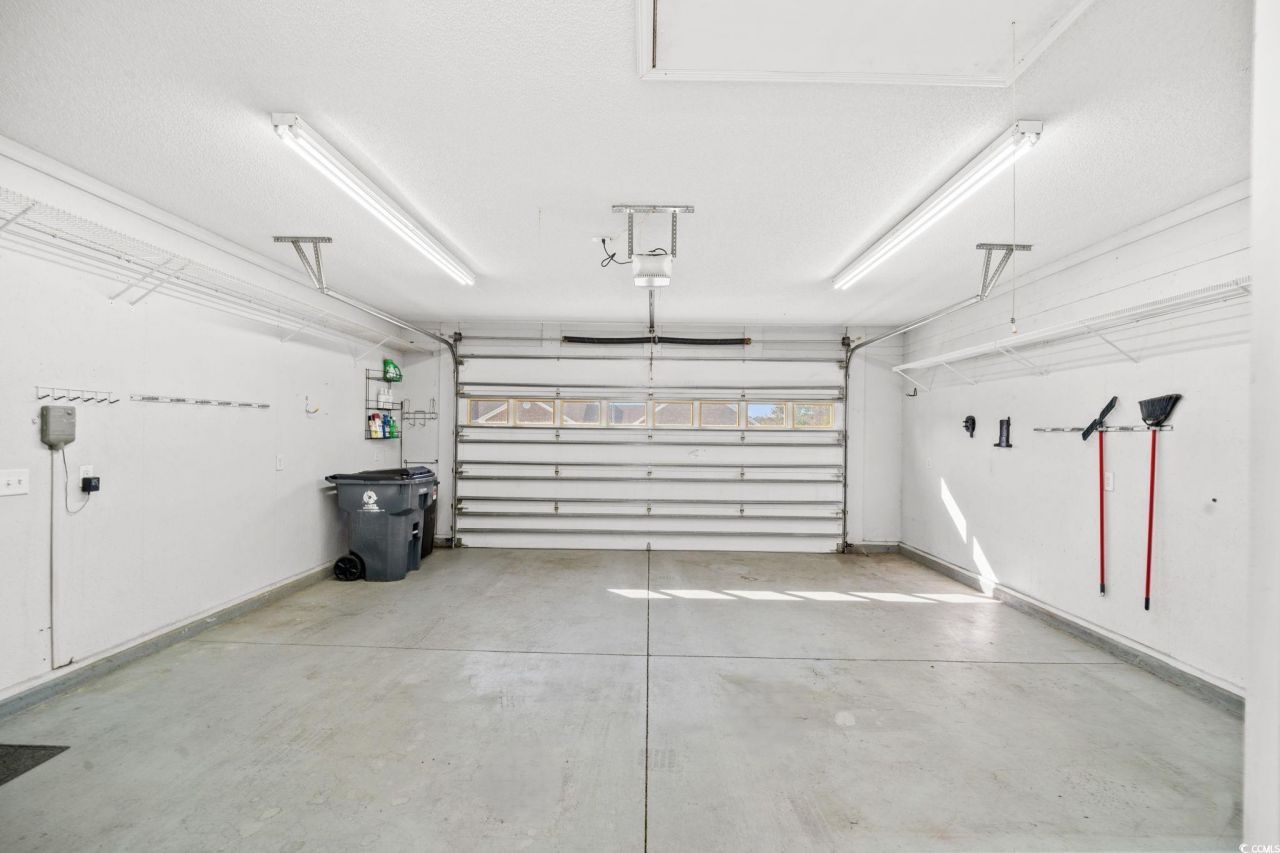 4221 Ravenwood Dr. Photo 29