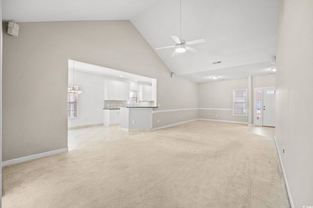 4221 Ravenwood Dr. Photo 7