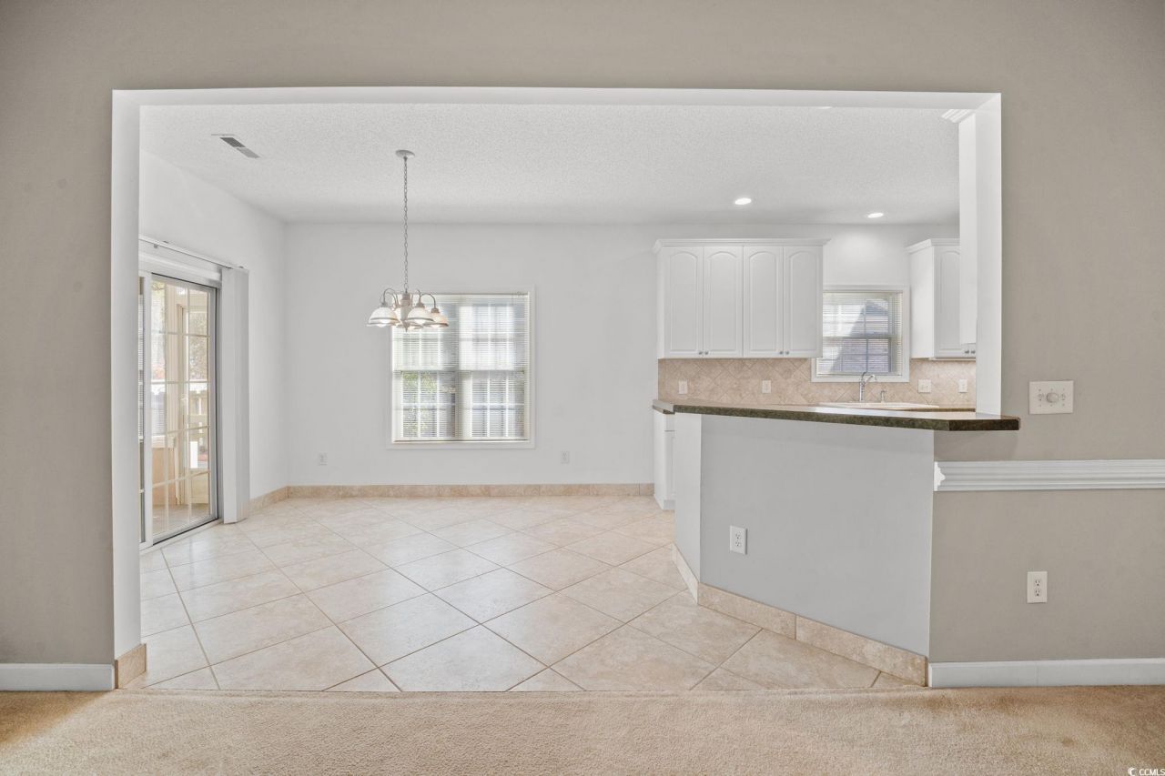 4221 Ravenwood Dr. Photo 9