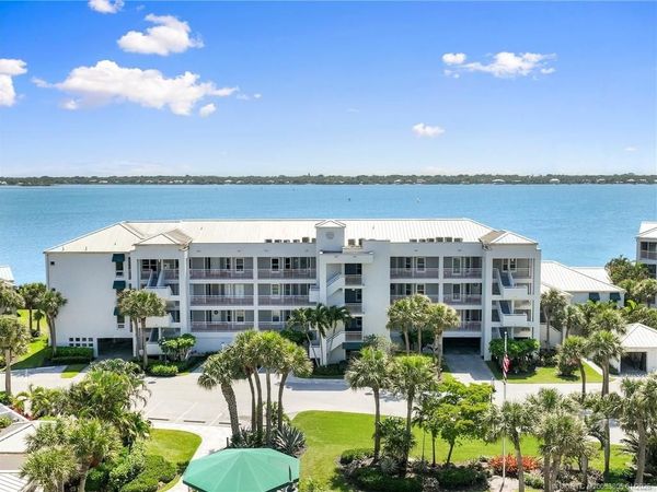 164 NE Edgewater Drive, Unit 2105, Stuart, FL 34996