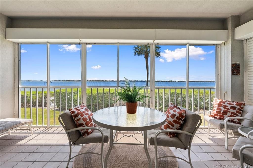 164 NE Edgewater Drive, Unit 2105, Stuart, FL 34996 Photo