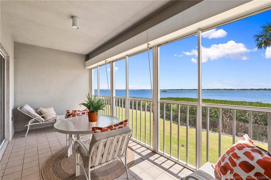 164 NE Edgewater Drive, Unit 2105, Stuart, FL 34996 Photo