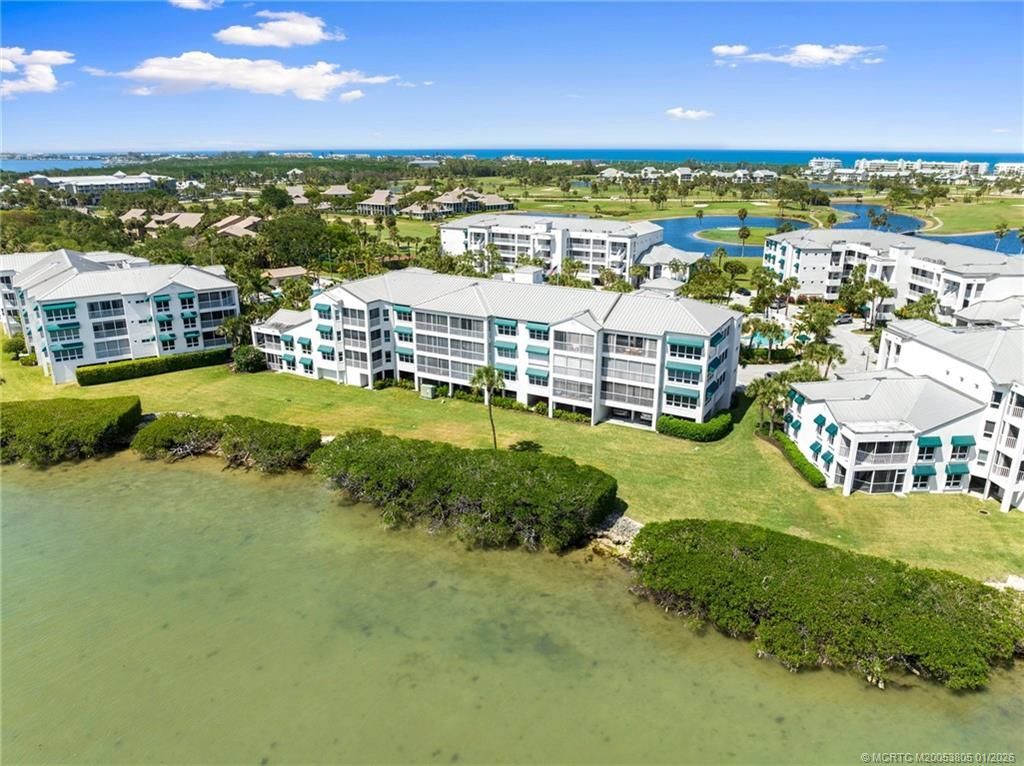 164 NE Edgewater Drive, Unit 2105, Stuart, FL 34996 Photo