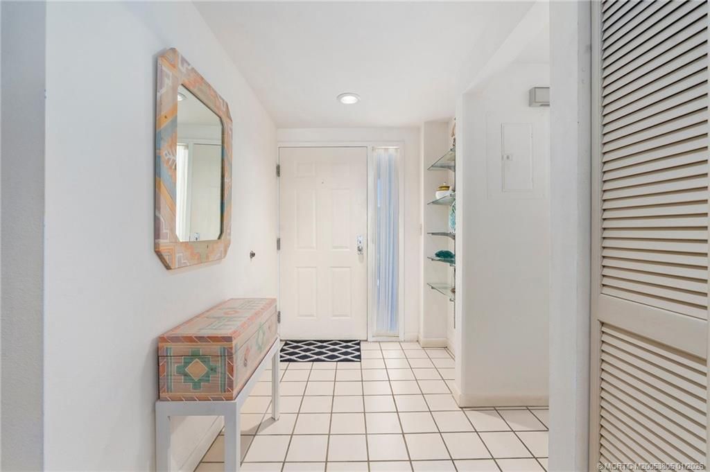 164 NE Edgewater Drive, Unit 2105, Stuart, FL 34996 Photo