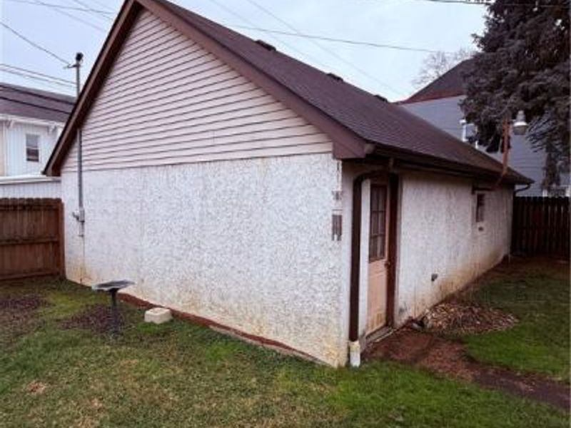 738 Main Street, Wellsville, OH 43968 Photo 6