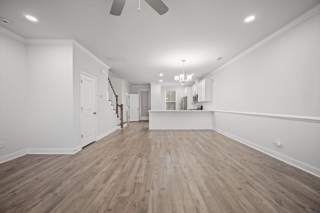 523 Green Fern Drive Photo 5