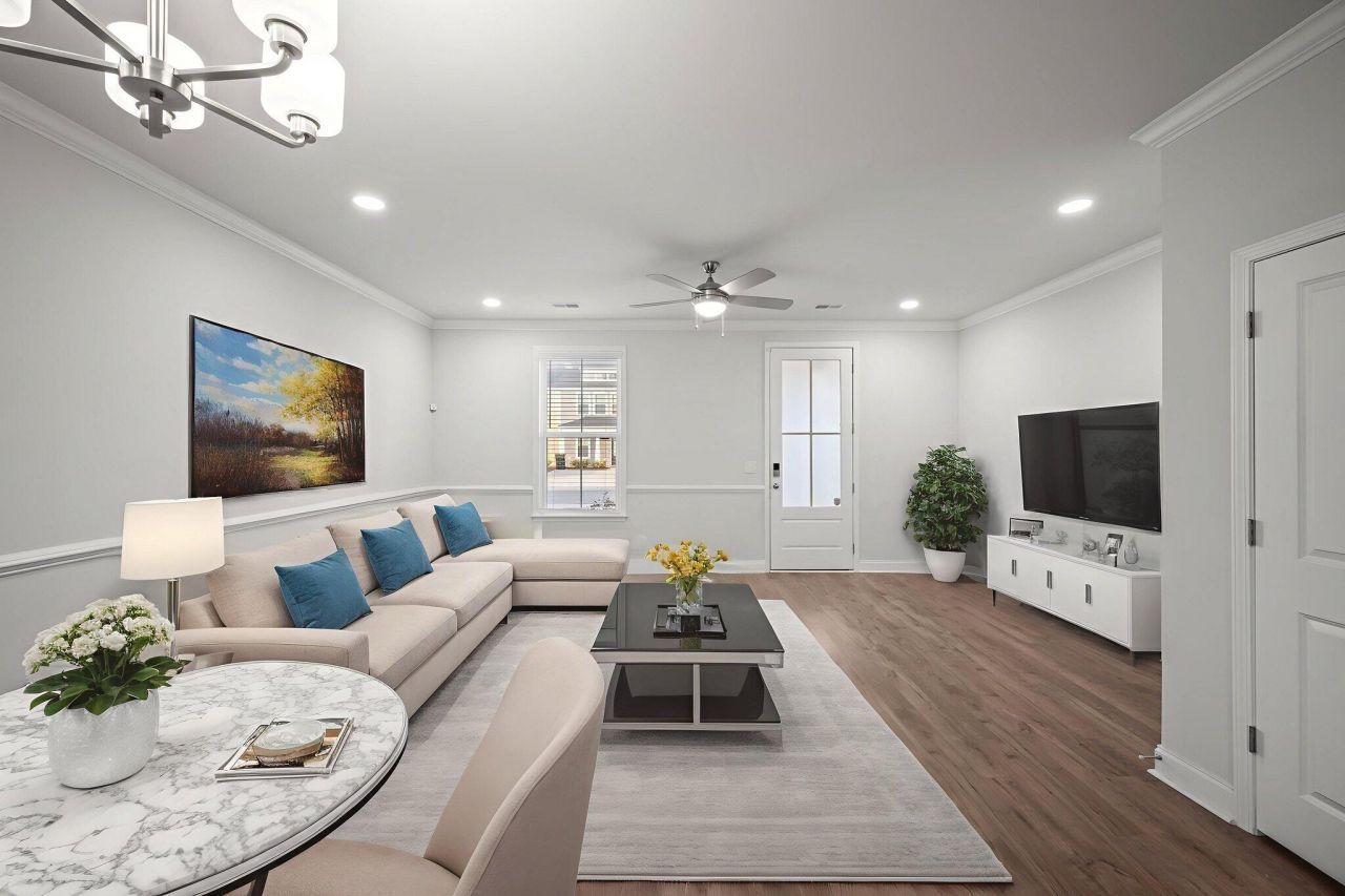 523 Green Fern Drive Photo 9