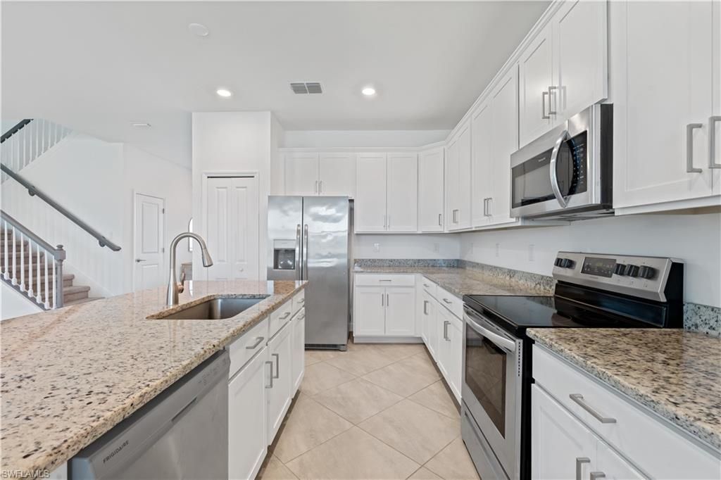 13805 Pine Lodge Ln S, Fort Myers, FL 33913 Photo