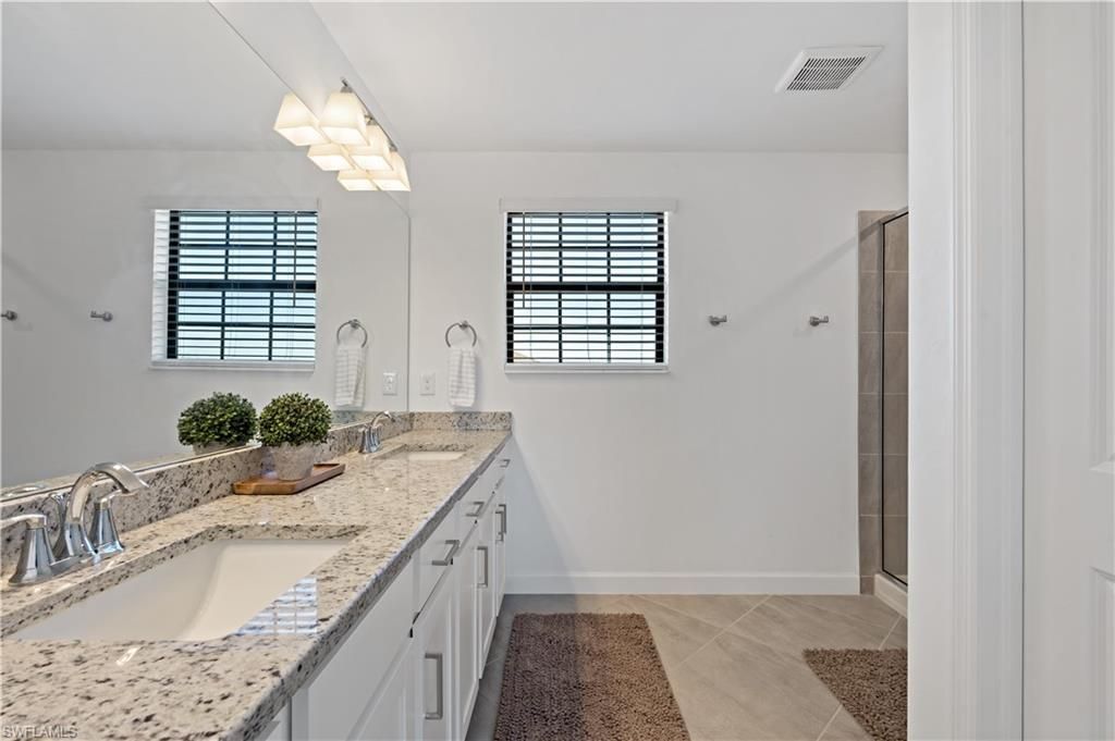 13805 Pine Lodge Ln S, Fort Myers, FL 33913 Photo